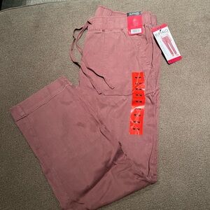 NWT women’s Buffalo cargo pant